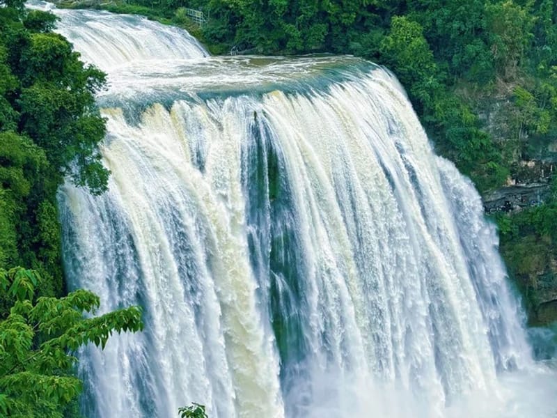 Day Tour to Huangguoshu Waterfall from Guiyang