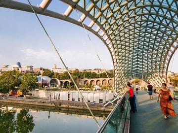 Four-Day Private Cultural Tour of Ananuri and Gori, Georgia