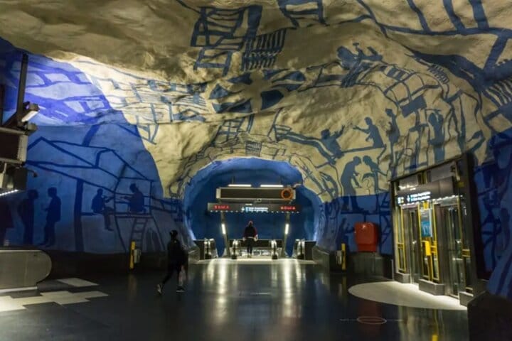Stockholm Subway Art and Photo Tour World’s longest gallery 4