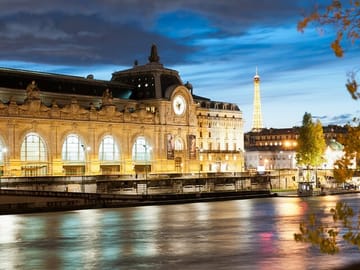 Private Walking Tour of the Seine and Musée d'Orsay in Paris