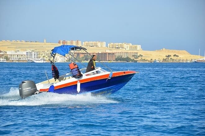Private Speed Boat to DOLPHINS House &amp; Water activities -HURGHADA