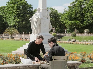 Private Walking Tour and Photography Session in Luxembourg Gardens, Paris