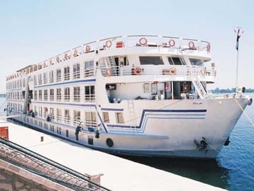 Private Transfer from Aswan Airport to Hotel or Nile Cruise