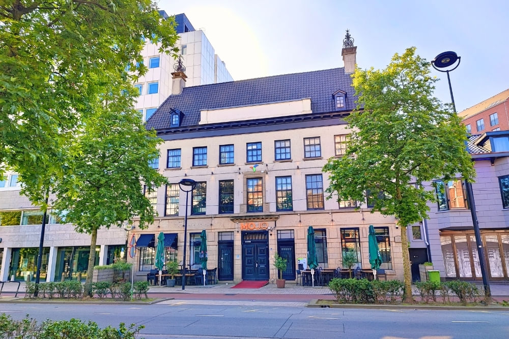 View of historical building at the Heuvelring along the rout of the Tilburg escape game by Qugato.