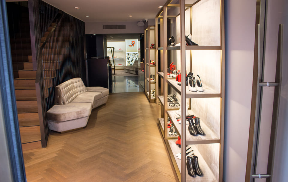 Private Fashion Shopping Experience in Paris