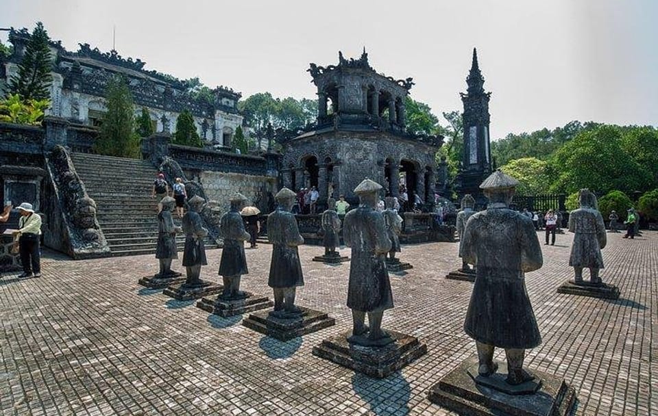 Full-Day Tour of Hue Imperial City and Hai Van Pass from Hoi An
