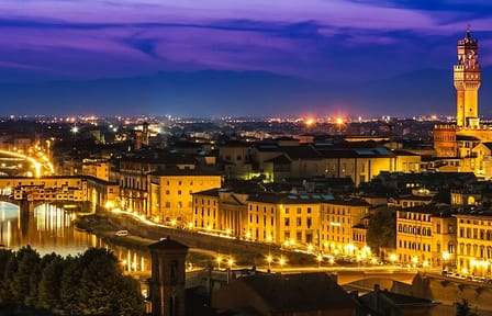 Florence Nightlife Walking Tour with Club Entry and Shots