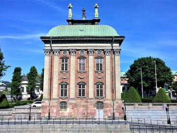 Explore Stockholm: Historic Squares, Landmarks & Gamla Stan Charm
