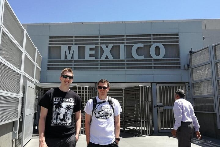 Crossing Borders: Tijuana Day Trip from San Diego 4