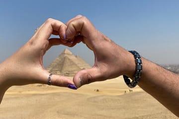 Cairo & Giza VIP Tour: Pyramids, Sphinx, Camel Ride & Felucca