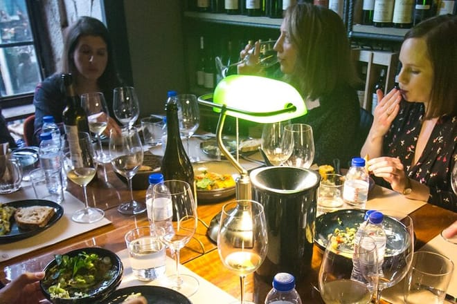 Bio/Organic Wine Tasting and Food Pairing with Wine Producer  - Photo 10