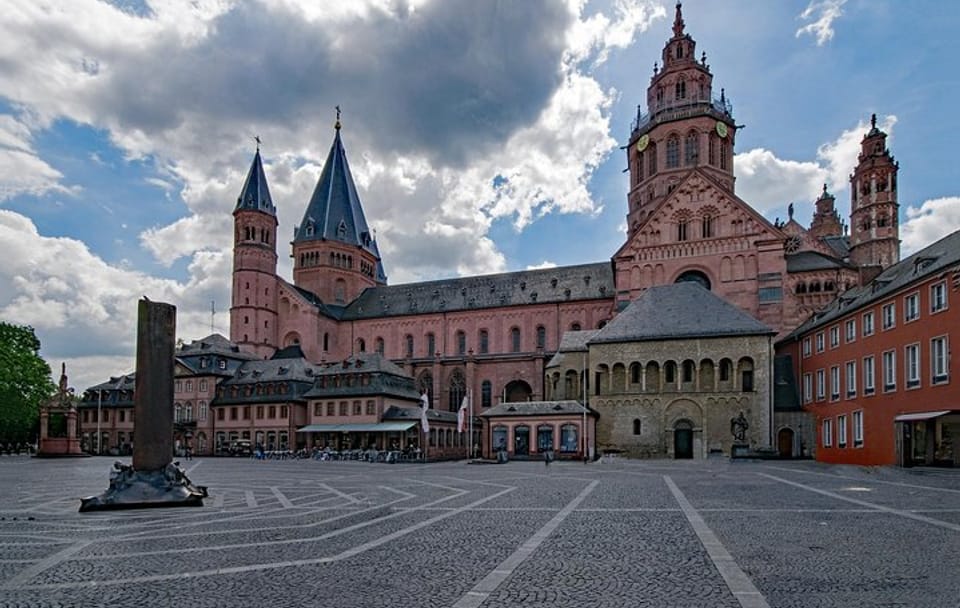 Historical City Tour of Mainz, Germany