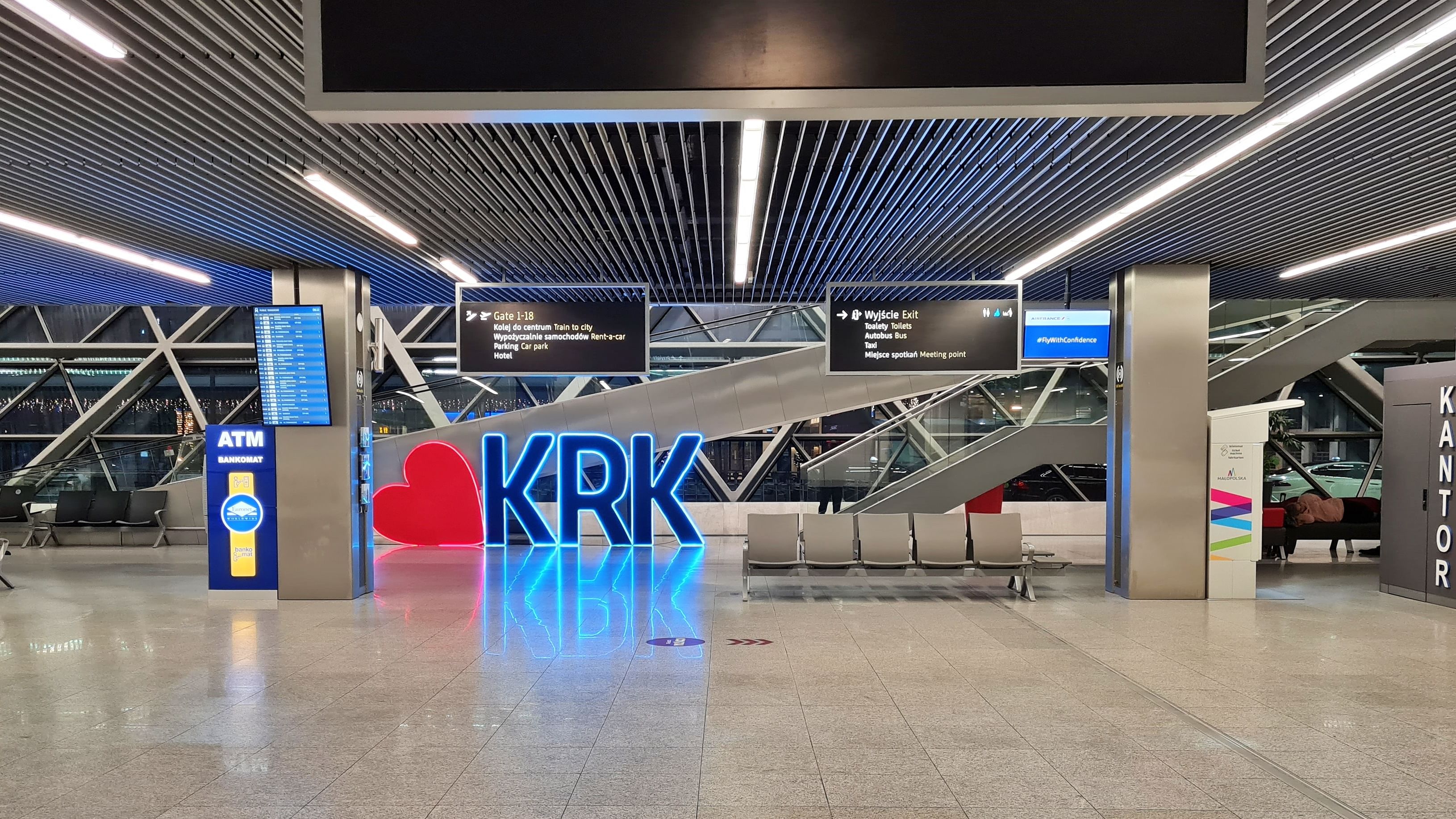 Krakow Airport - Krakow City Private Transfer