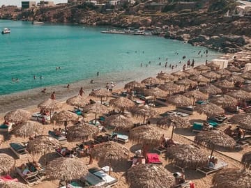 2 Hours Feel Like A Local Walking Tour in Mykonos Town
