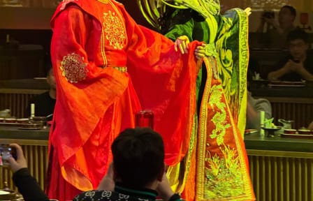Tang Dynasty Banquet Experience in Luoyang
