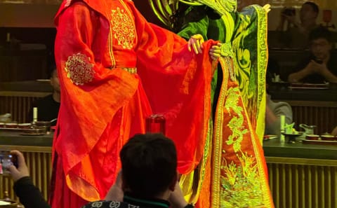 Tang Dynasty Banquet Experience in Luoyang