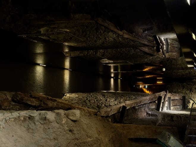 Cracow: Rynek Underground Museum Guided Tour 4