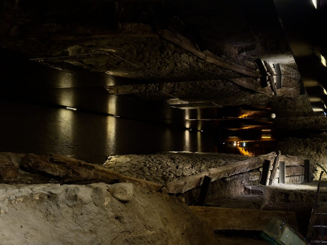 Cracow: Rynek Underground Museum Guided Tour 4