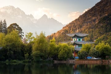 9-Day Historical Towns Exploration Tour