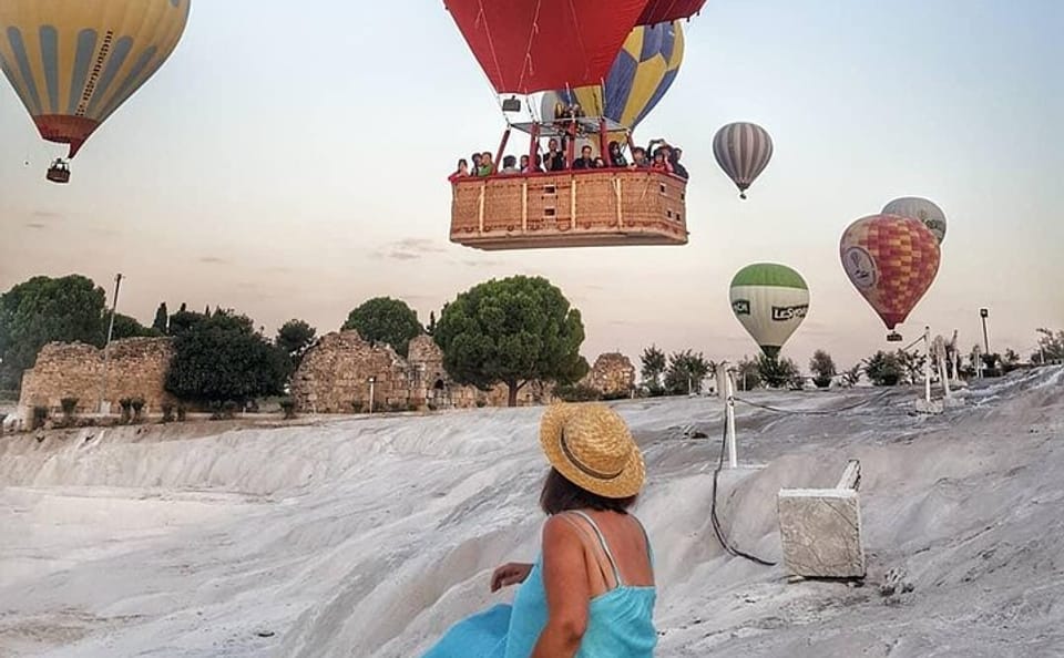 Hot Air Balloon Ride Over Pamukkale with Breakfast Included