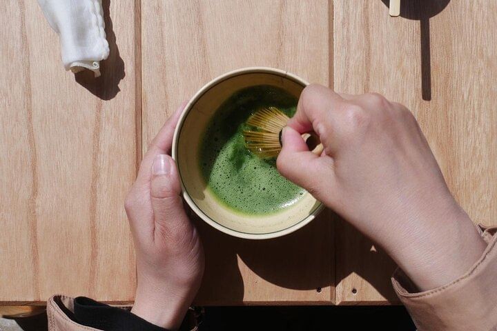 Hiroshima: Spring Morning Hiking Tour with Tea Ceremony