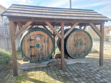 Imotski Lakes Adventure with Wine Tasting and Dinner