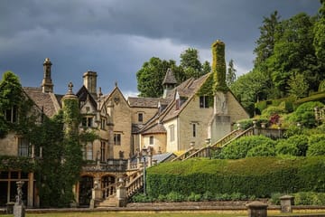 Downton Abbey and Blenheim Palace Day Tour from London