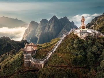 Sapa 2-Day Tour: Fansipan Peak Glass Bridge and Silver Waterfall