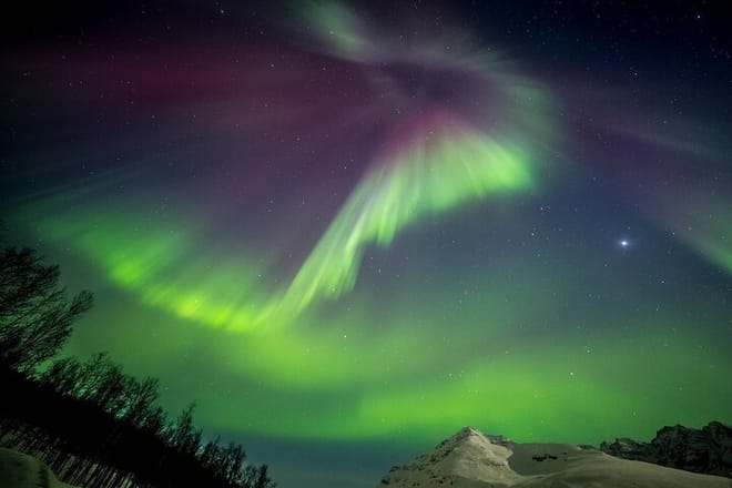 Full Night Magic of the Northern Lights in Tromso