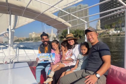 Hurghada: Cairo Pyramids, Sphinx & Egyptian Museum Day Trip