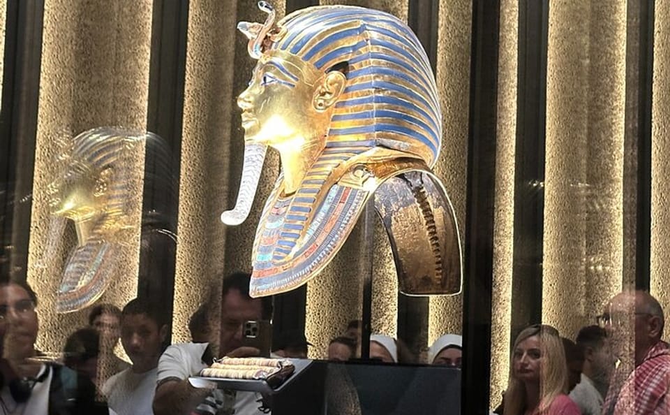 Private Guided Tour of Giza Pyramids and Grand Egyptian Museum