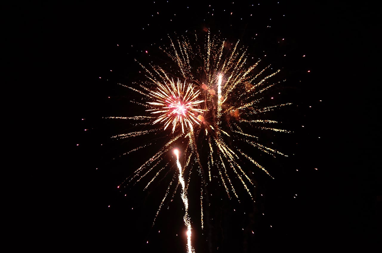 New Year Celebration by Finnish Traditions and Northern Lights - Rovaniemi 9