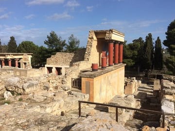 Knossos Palace and Mythology Park Tour from Heraklion