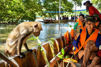 Bangkok: Railway Market, Wat Bang Kung & Klong Khon Tour 7
