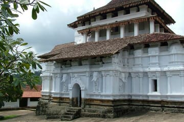 03 Day Tour Kandy and Nuwara Eliya from Kandy