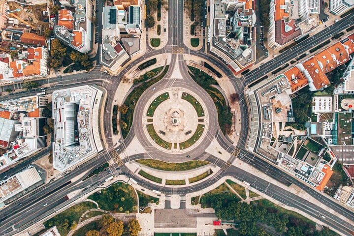 Lisbon: 3 Hours Private Sightseeing Tour by Electric Car GYG 9