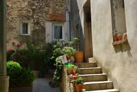 Aix-en-Provence Private Walking Tour With A Professional Guide 8