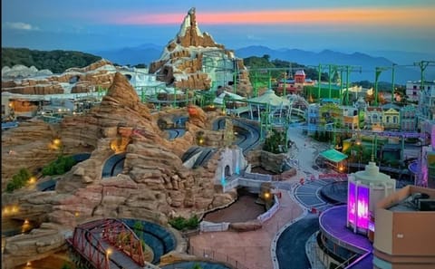Genting Highlands Nature and Theme Park Tour in Pahang