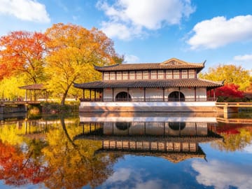 Suzhou: Gardens and Tongli or Zhouzhuang Water Town