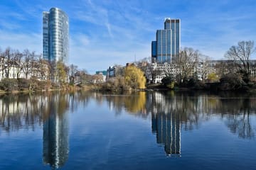 Private Guided Tour of Düsseldorf's Iconic Architecture and Waterfront