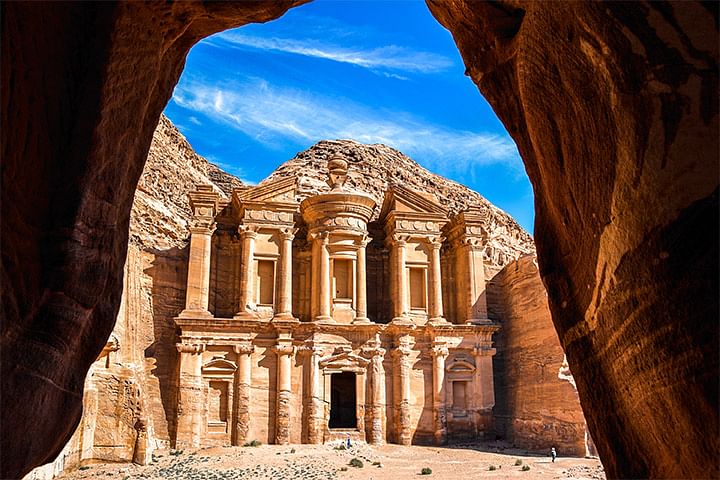 Petra Day Tour from Amman: Explore the Red Rose City with a Local Guide