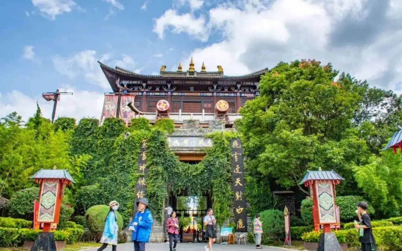 The gate of the ancient city of Dali