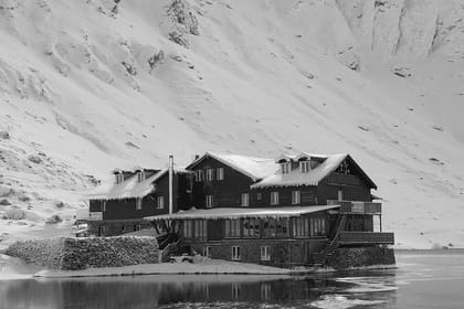 Brasov Private Tour: Transfagarasan road & Poienari Fortress