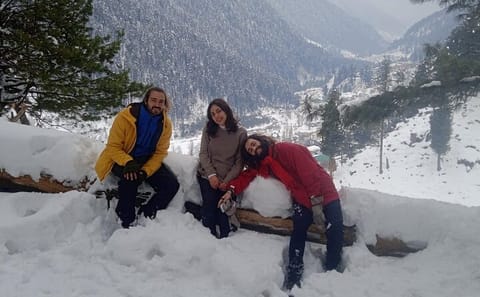 Private 5-Day Guided Trek in Kashmir's Naranag and Dumail