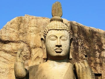 Anuradhapura-And-Aukana-All-Inclusive-Day-Tour-From-Kandy-2