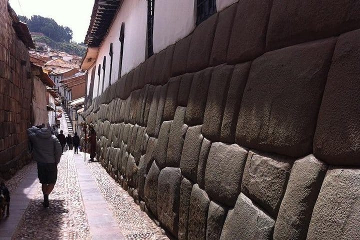 Cusco City Tour and nearby ruins 4