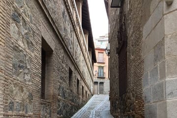 Private Walking Tour of Toledo's Historic Landmarks