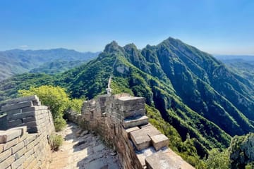 Hiking Tour from Jiankou to Mutianyu Great Wall in Beijing