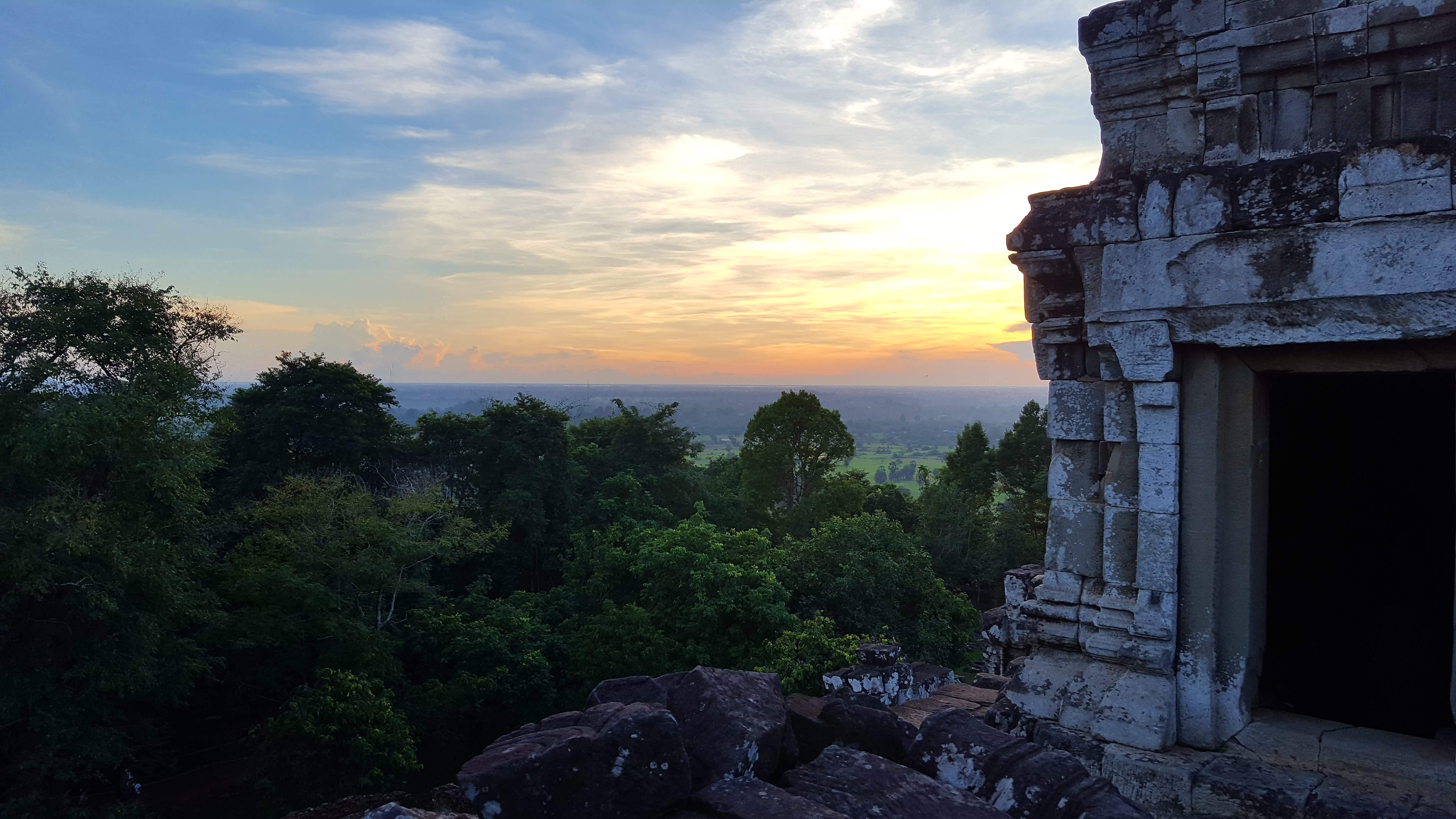 Rolous Group and Sunset Tour