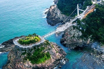 Private Busan Tour to Haedong Yonggungsa Temple and Hidden Gems